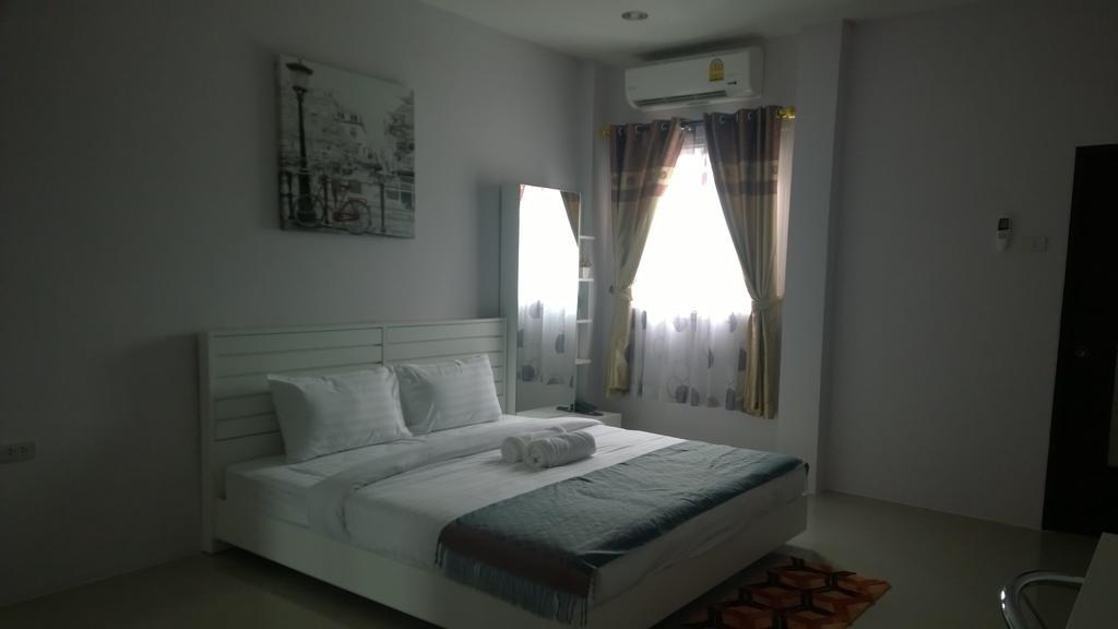 The Zara Double Tree Hotel Ubon Ratchathani Zimmer foto