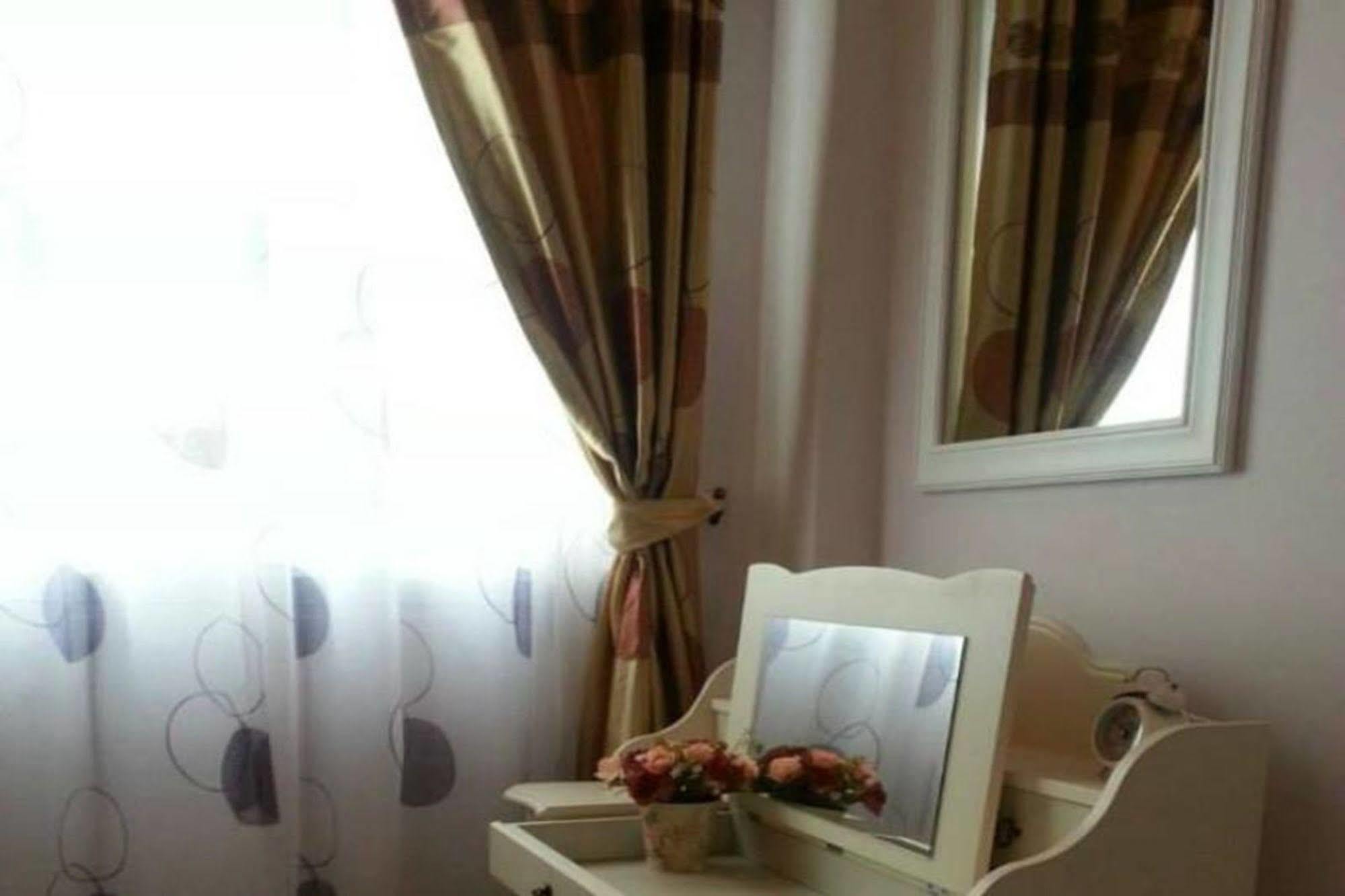 The Zara Double Tree Hotel Ubon Ratchathani Exterior foto